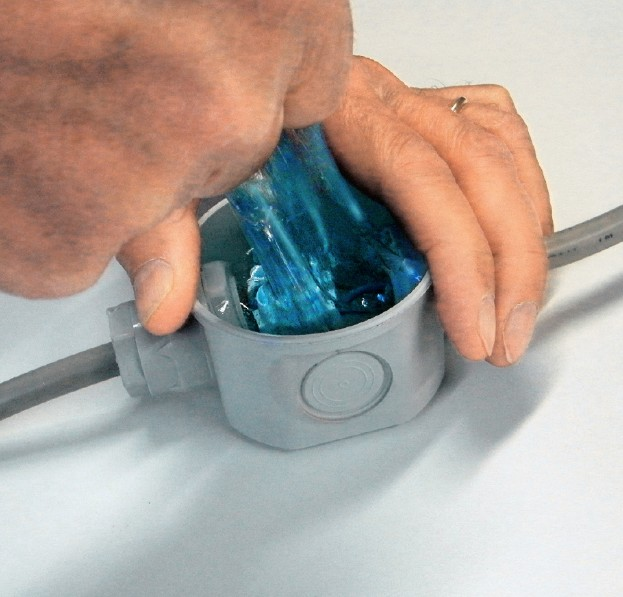 模具硅膠低溫包膠工藝是什么？