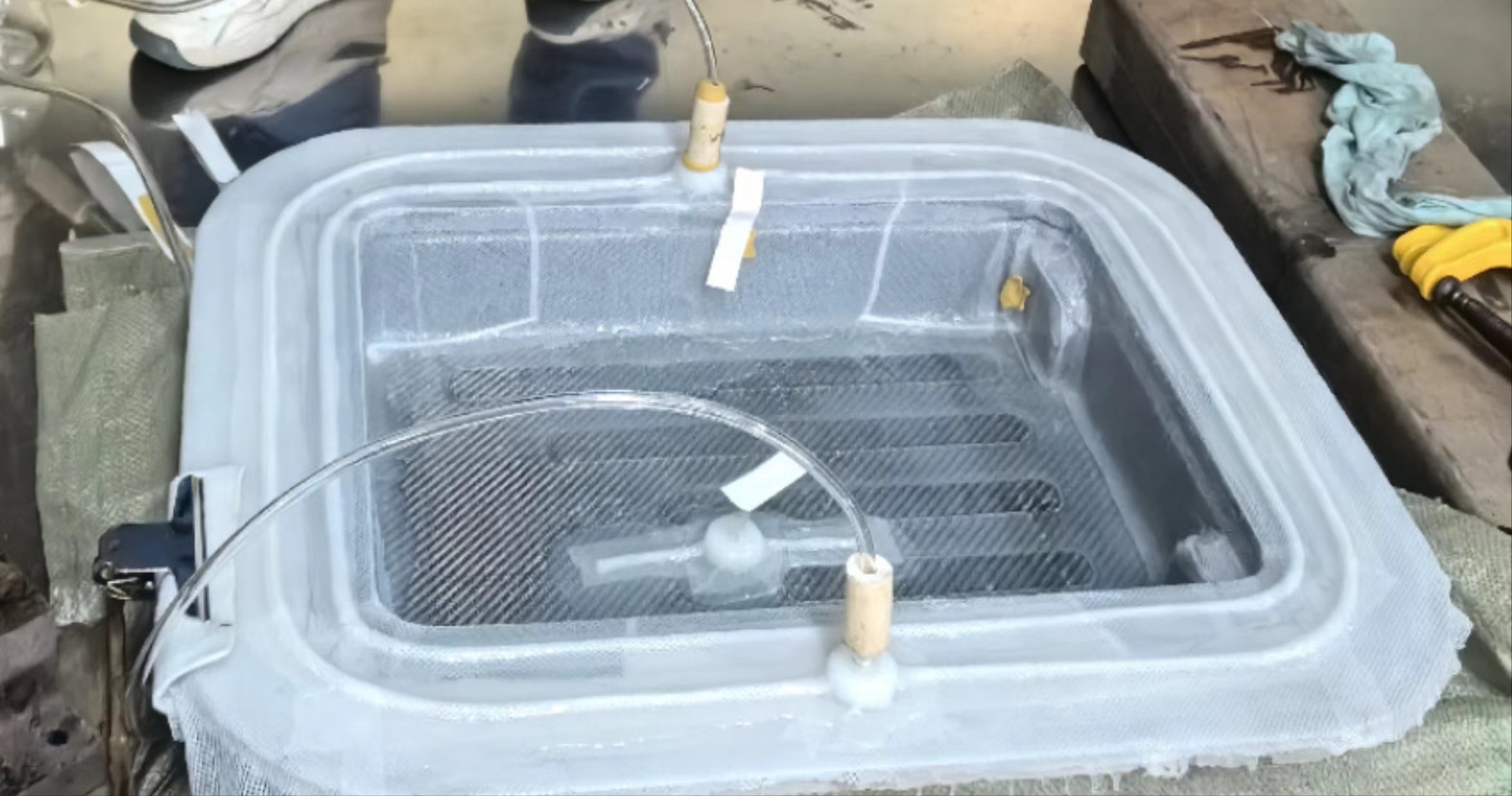 碳纖維硅膠原料：強度與柔韌的完美結合